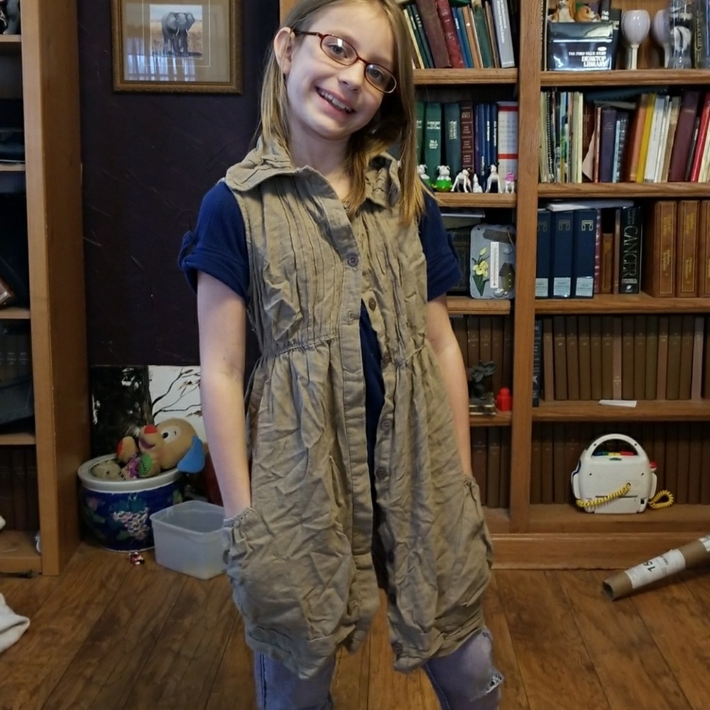 30# Small tan button jacket